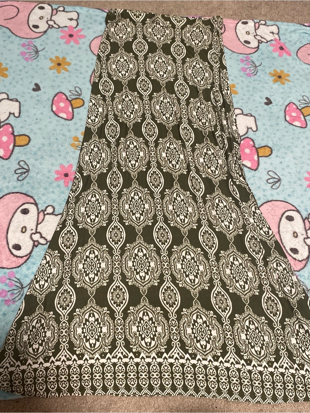 Charlotte Russe Olive and Cream Medallion Maxi Skirt